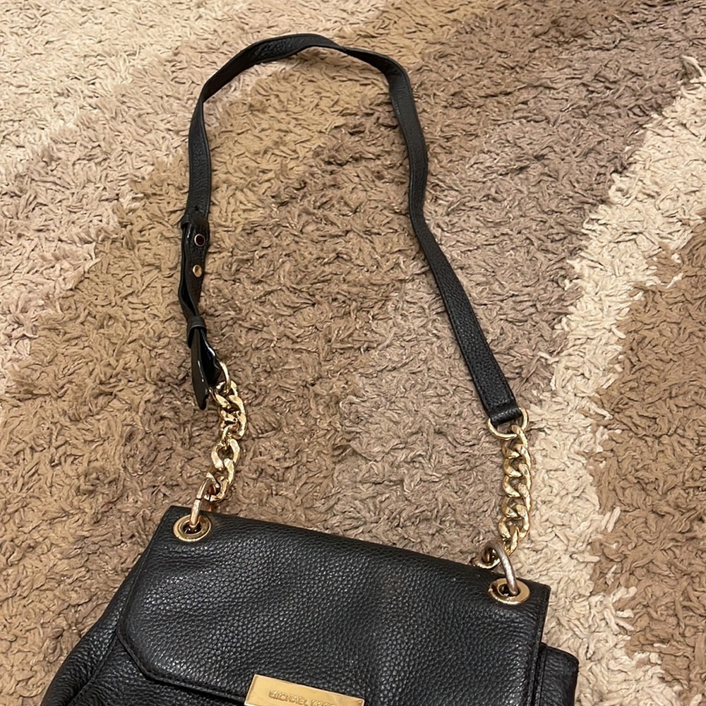 Michael Kors Cecila MD Saddle Bag Pebble Leather Black - Picture 6 of 9